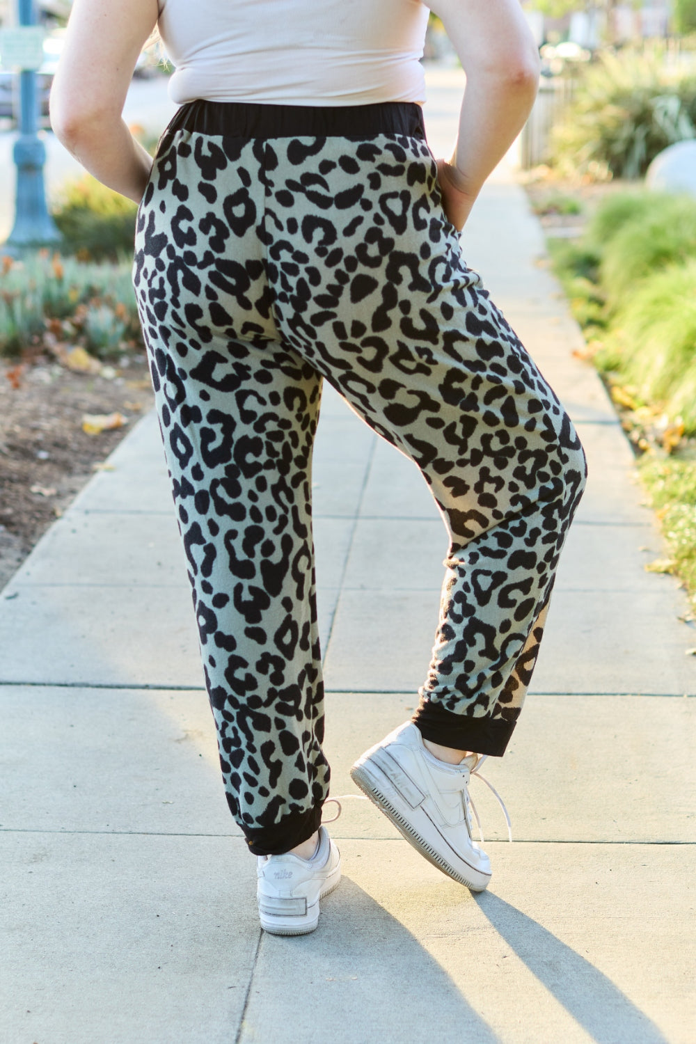 Celeste Design Full Size Leopard Contrast Sweatpants